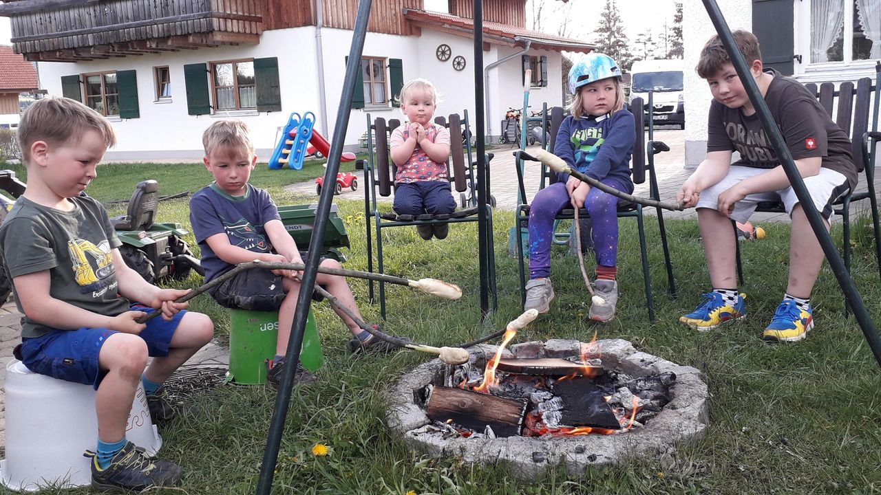 Stockbrotgrillen Stockbrotgrillen